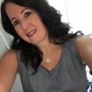 Meet your Posher, Sherry